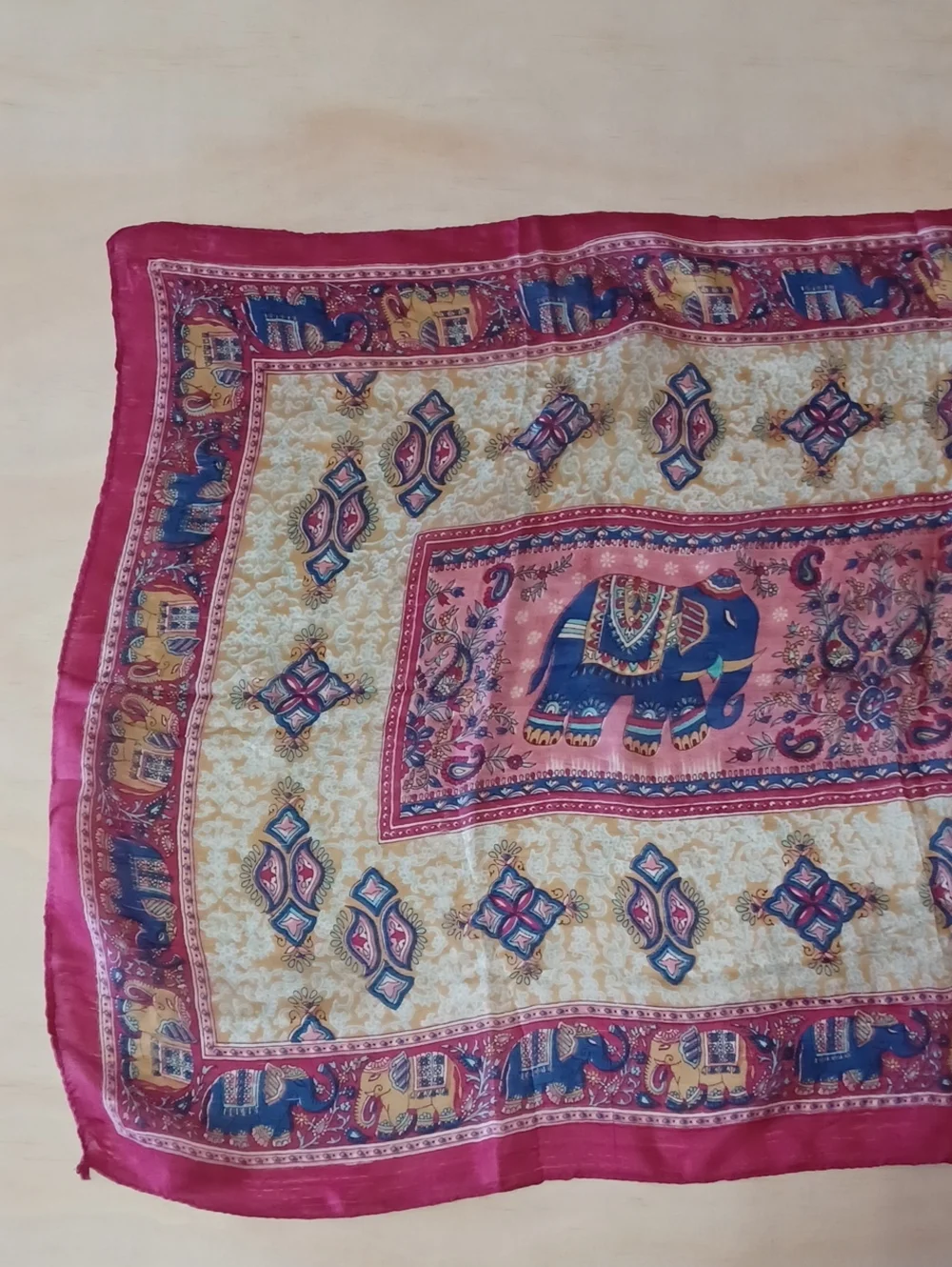 Vintage India Elephant Camel Paisley Scarf Silk Feel Oblong Boho Wrap Appx 68×19